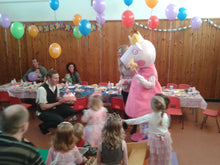 Load image into Gallery viewer, Queen peppa pig fancy dress mascot costume self-hire service in the UK pepper and george pigs